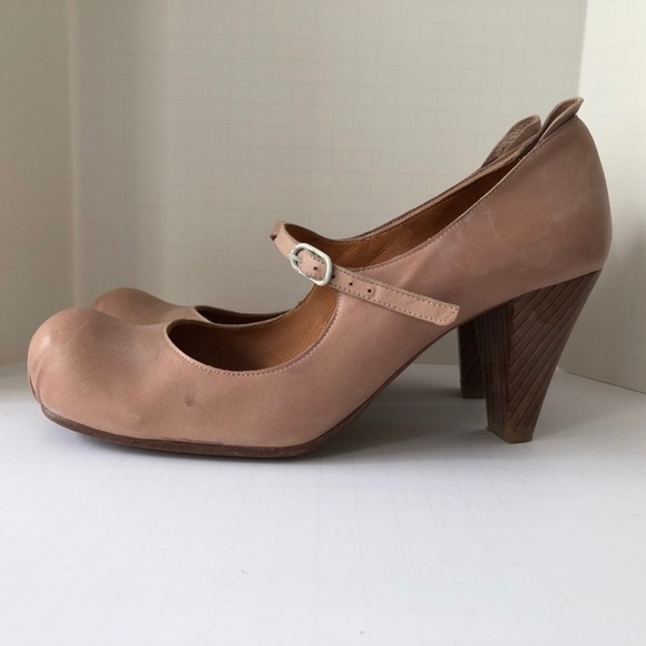 Chie MIhara high heeled shoes with strap. dusty pink. size 9 - Picture 5 of 7